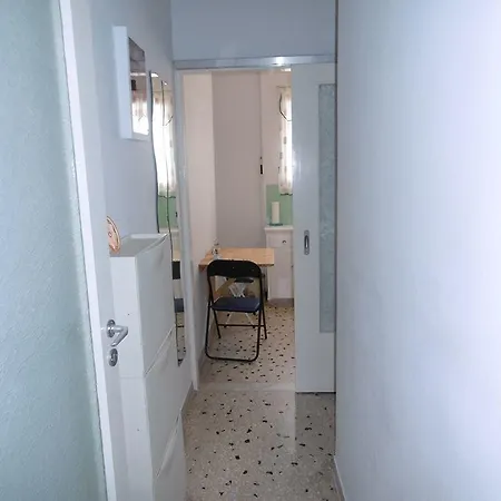 Loutraki Beach View Apartamento *